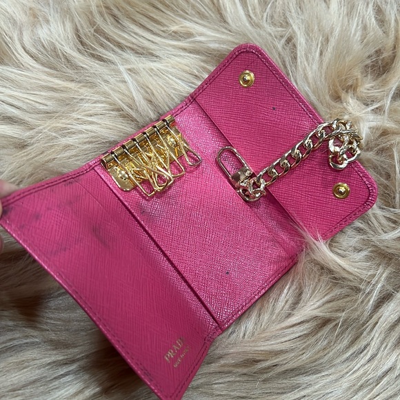 Authentic 💕Prada Key case - Picture 8 of 17